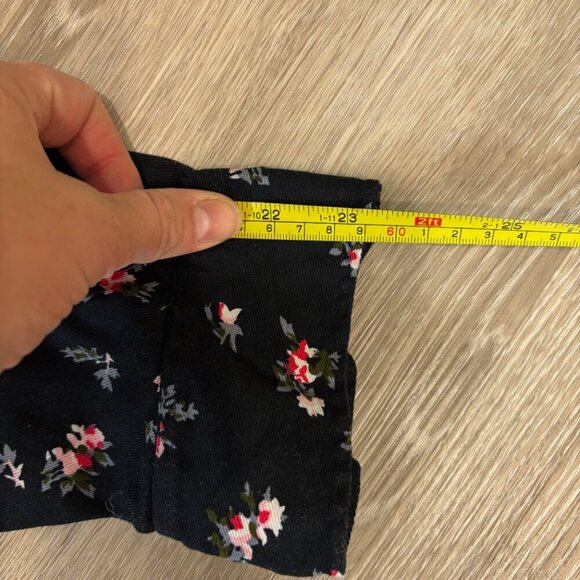 ASOS DESIGN Heavy Denim Boiled Cotton in Black White Floral Print Jumpsuit sz 10 - Picture 13 of 13